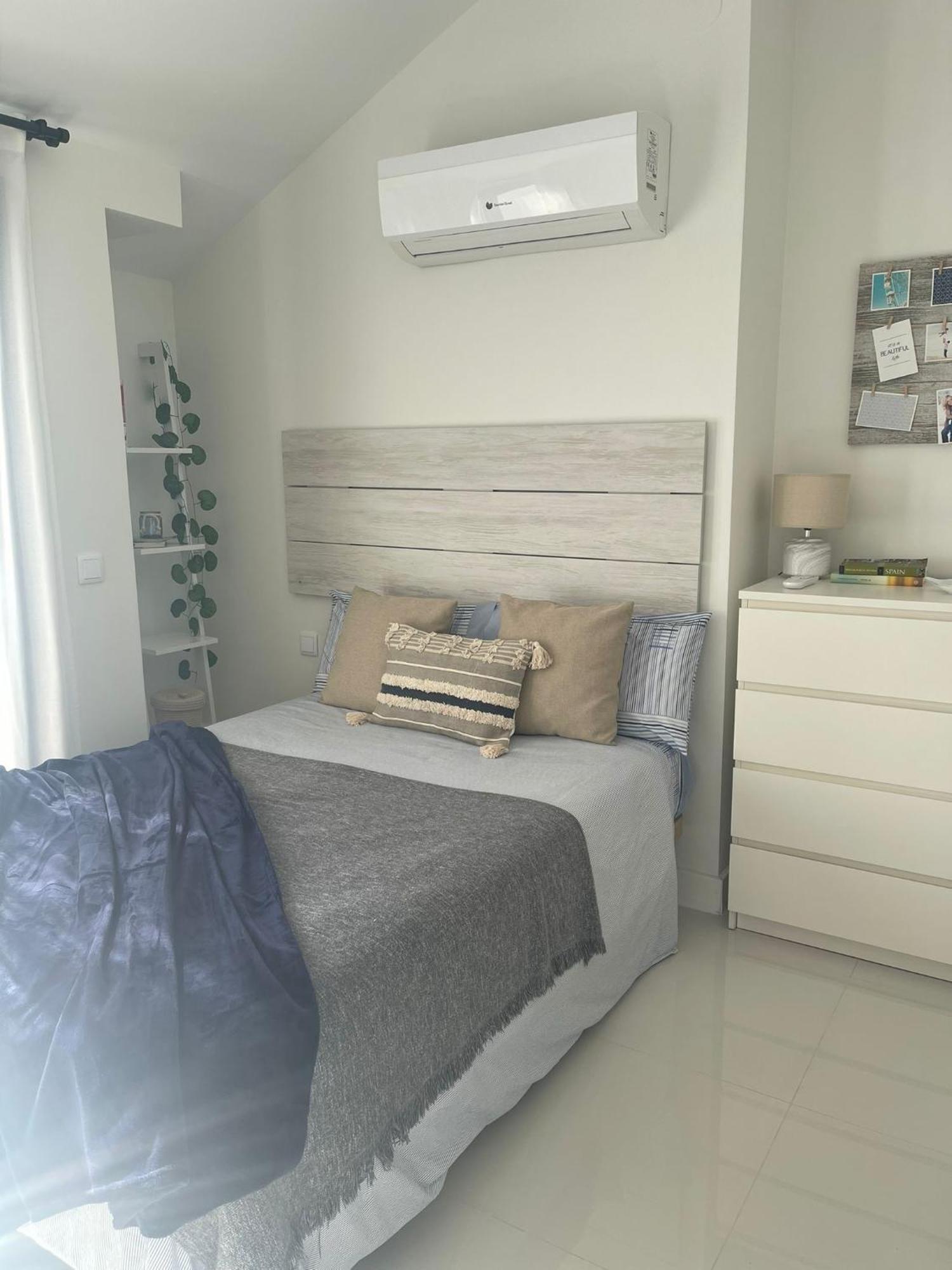 Precioso ático, nuevo, a 50m de la playa, Manilva Apartamento Exterior foto