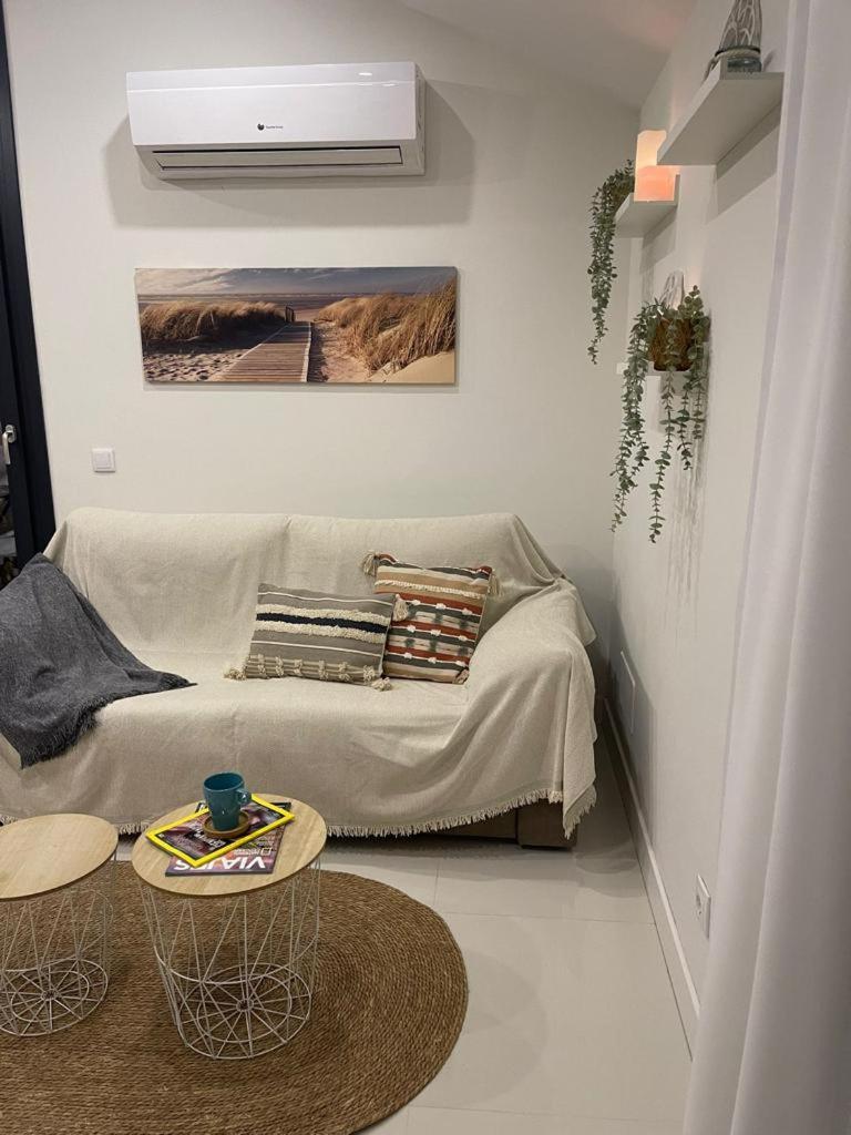 Precioso ático, nuevo, a 50m de la playa, Manilva Apartamento Exterior foto